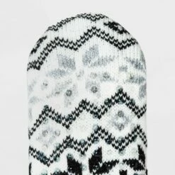 Brand new 🤩 Women's Snowflake Double Lined Cozy Booties with Grippers - A New Day™ Ivory 4-10 🧨 -A New Day Sales 2022 unnamed file 4104