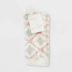 New 😀 Women's Snowflake Cozy Crew 🧦 Socks - A New Day™ 4-10 Ivory/pink 👍