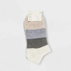 Brand new ✨ Women's Striped 3pk Low Cut 🧦 Socks - A New Day™ Ivory 4-10 🛒